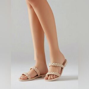 Stuart Weitzman nude Braida Sawyer jelly slip on sandals size 6